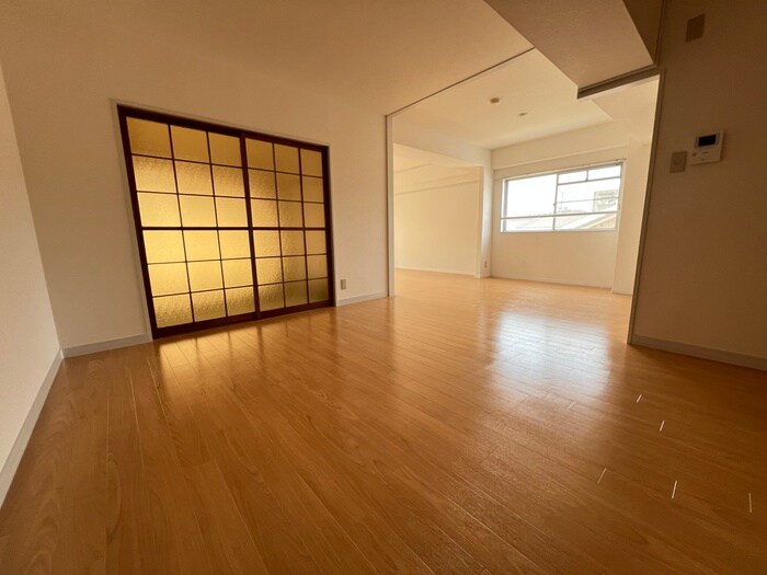 物件内観写真8　(居室)