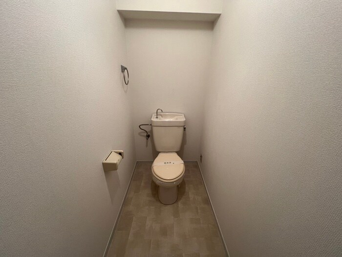 物件内観写真13　(トイレ)