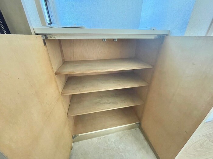 物件内観写真18　(靴箱)