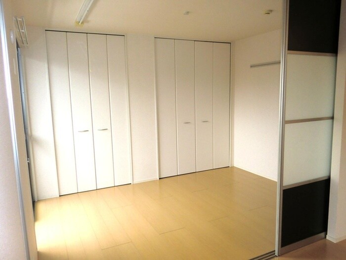 物件内観写真13　(居室)