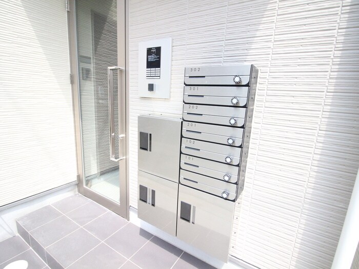 物件外観写真4　(建物設備)