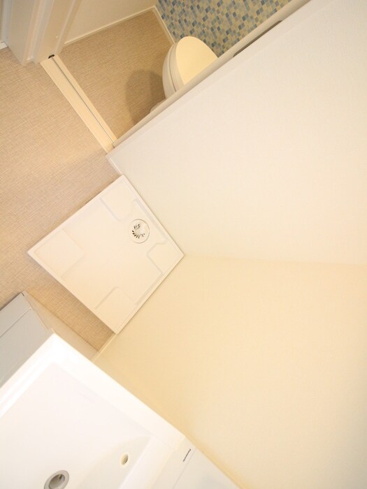 物件内観写真12　(洗濯機置場)