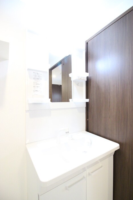 物件内観写真12　(洗面)