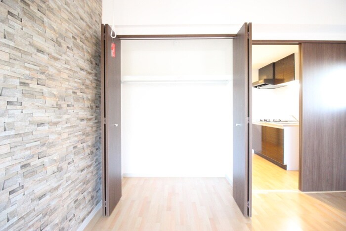 物件内観写真14　(収納)