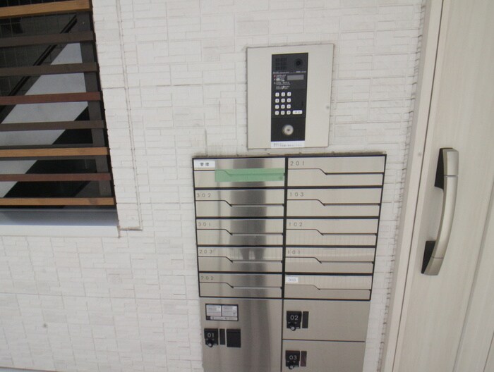 物件外観写真6　(建物設備)