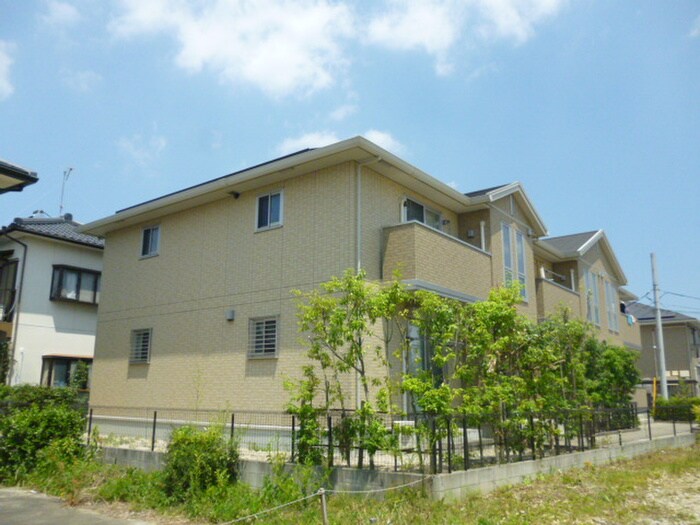 物件外観写真3　(外観写真)