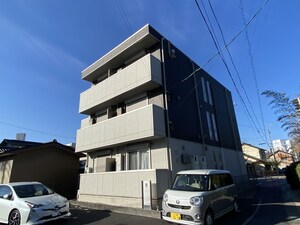 ｱｰﾙ・ｵｯﾂ外観写真