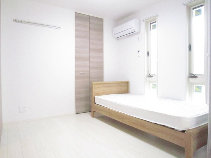 物件内観写真12　(居室)