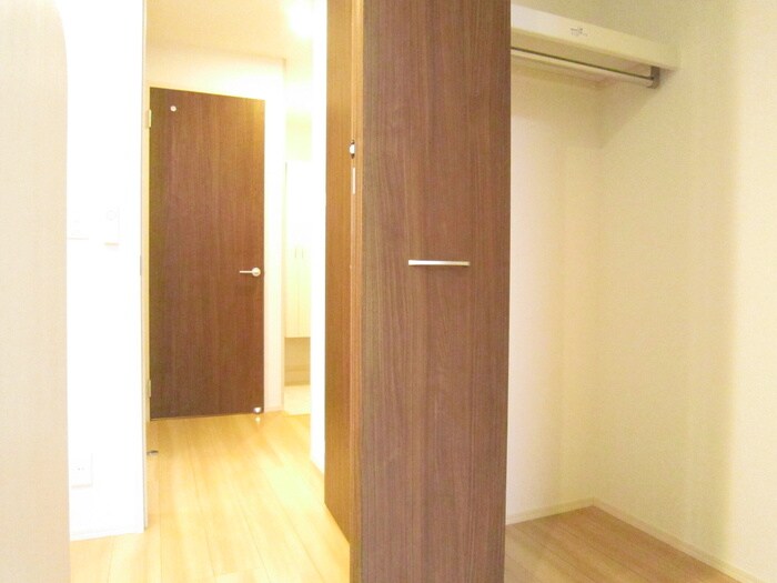 物件内観写真13　(収納)