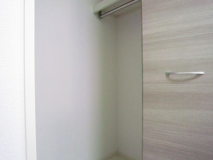 物件内観写真16　(収納)