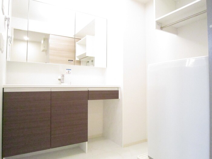 物件内観写真18　(洗面)