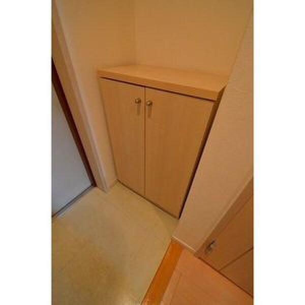 物件内観写真12　(靴箱)