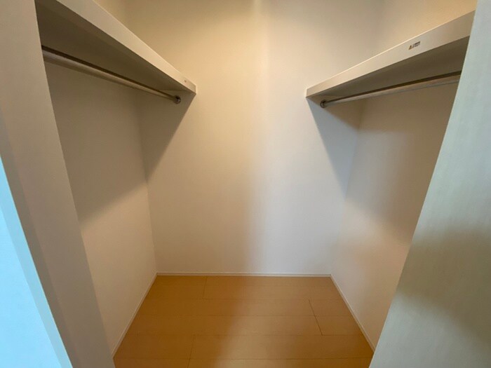 物件内観写真10　(収納)