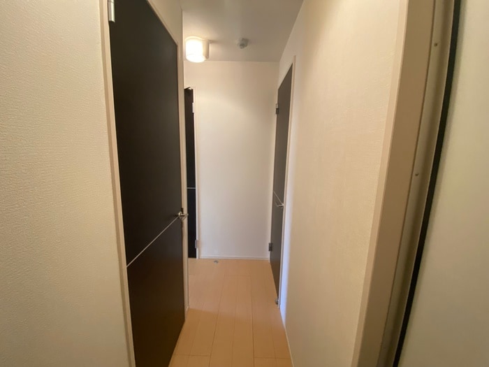 物件内観写真17　(廊下)