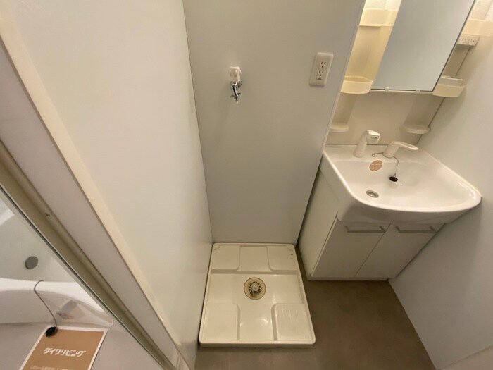 物件内観写真20　(洗濯機置場)