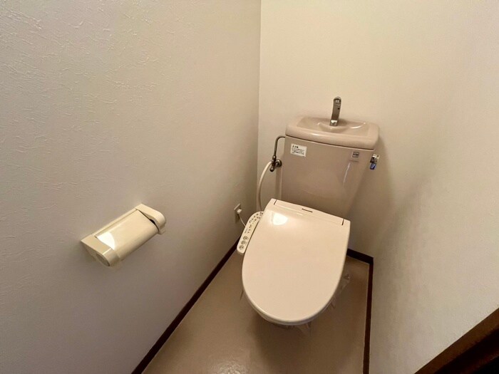 物件内観写真16　(トイレ)