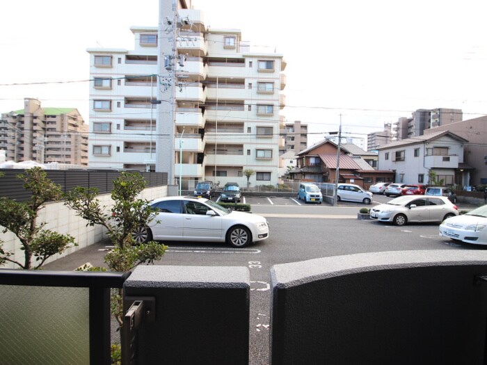 物件内観写真20　(室内からの展望)