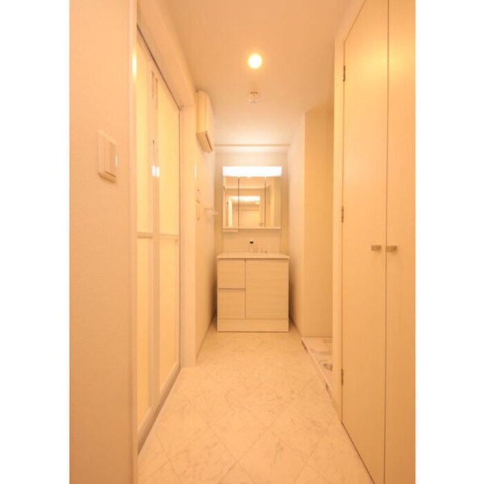 物件内観写真13　(洗面)