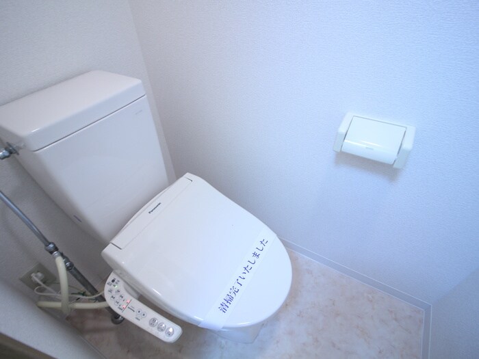 物件内観写真12　(トイレ)