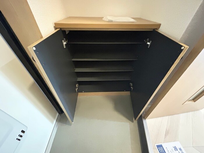 物件内観写真17　(靴箱)