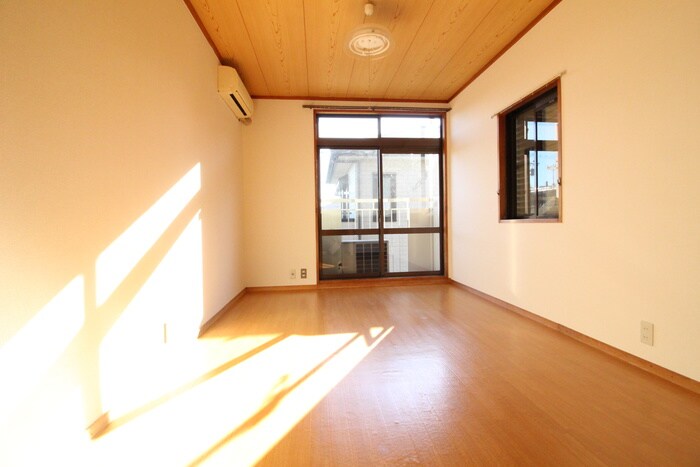 物件内観写真6　(居室)