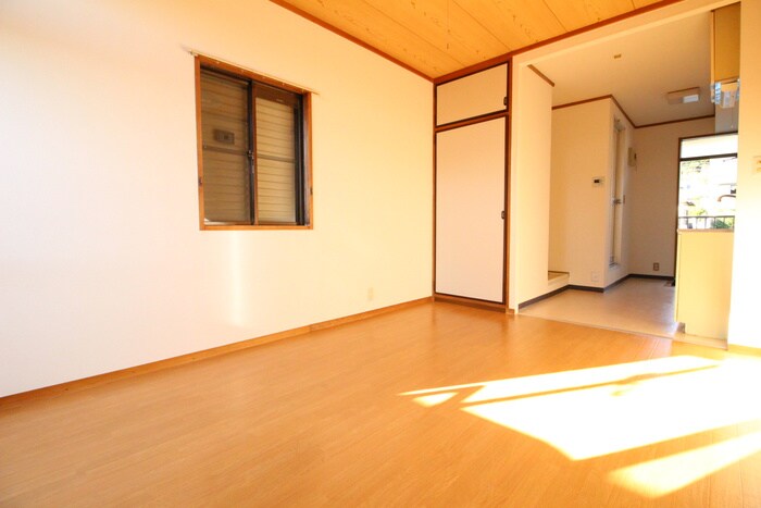 物件内観写真12　(居室)