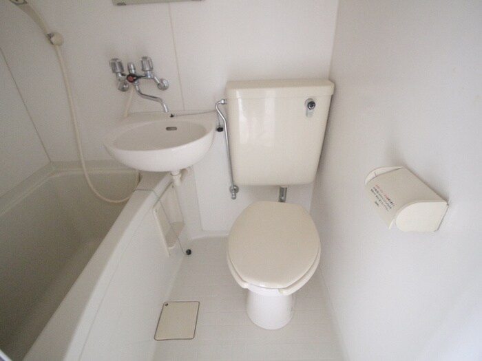 物件内観写真12　(トイレ)