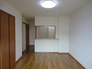 物件内観写真11　(居室)