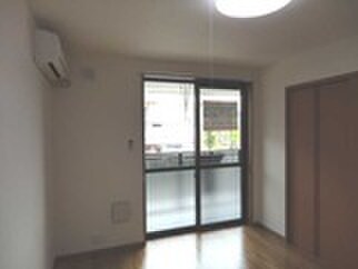 物件内観写真13　(居室)