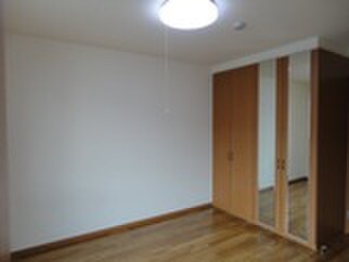 物件内観写真17　(居室)