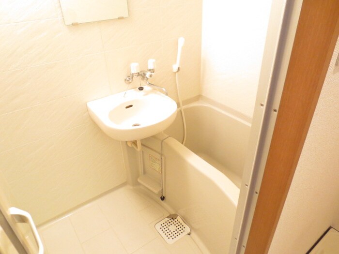 物件内観写真10　(バス／シャワールーム等)