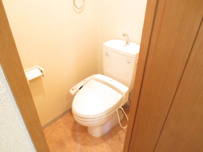 物件内観写真11　(トイレ)