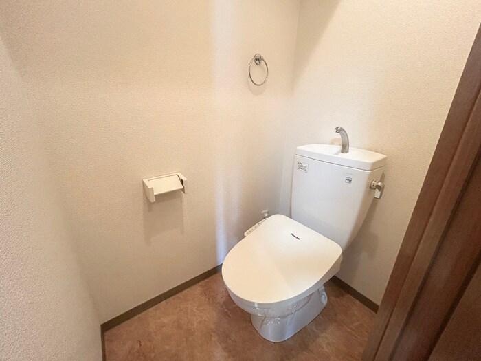 物件内観写真12　(トイレ)