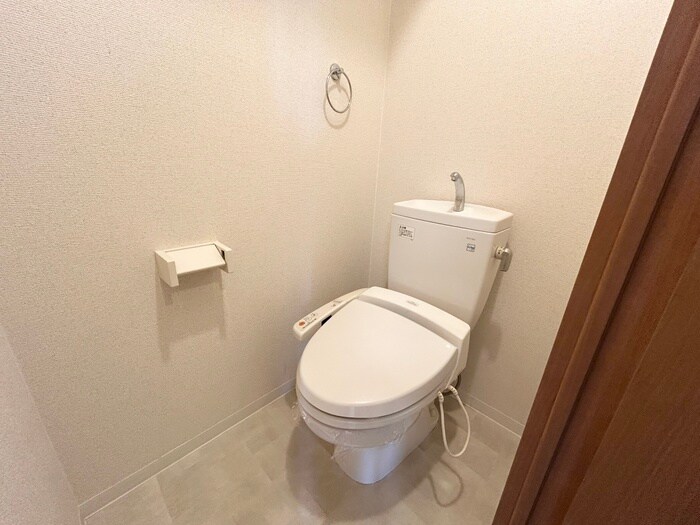 物件内観写真12　(トイレ)