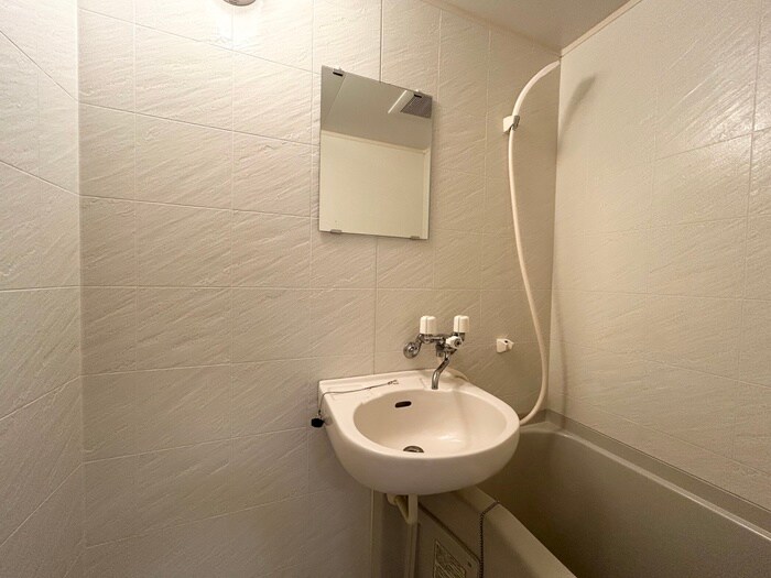 物件内観写真13　(洗面)