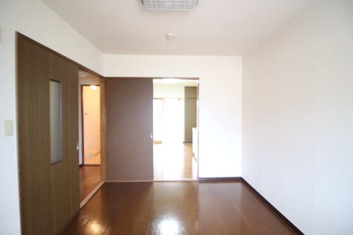 物件内観写真11　(居室)