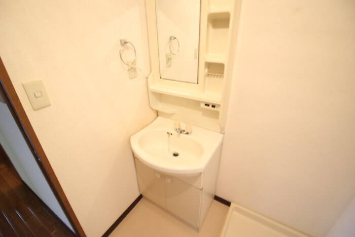 物件内観写真12　(洗面)