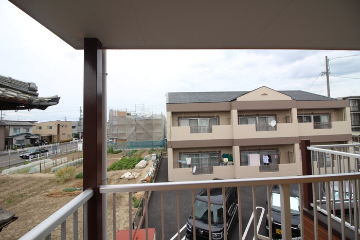 物件内観写真20　(室内からの展望)