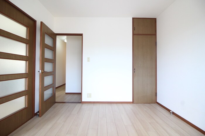 物件内観写真11　(居室)