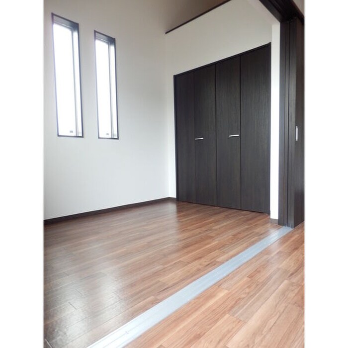 物件内観写真12　(居室)