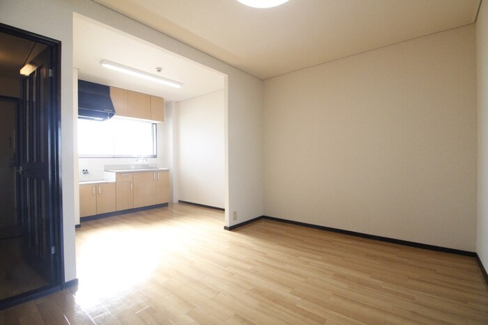 物件内観写真7　(居室)