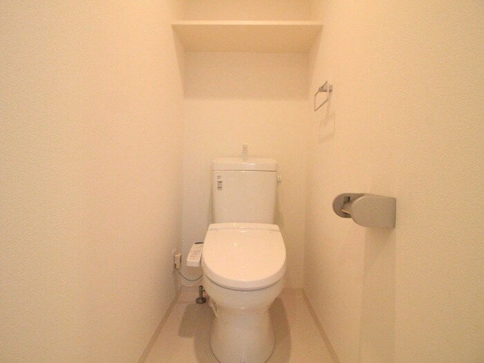 物件内観写真13　(トイレ)