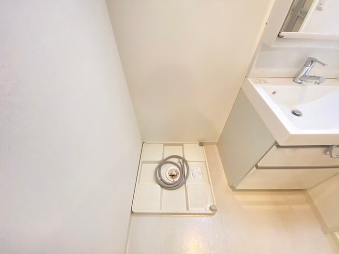 物件内観写真17　(洗濯機置場)