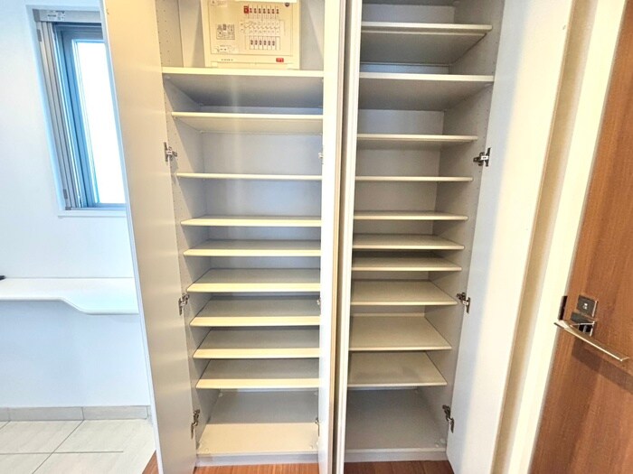 物件内観写真20　(靴箱)