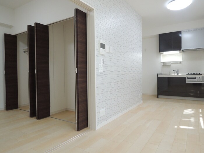 物件内観写真8　(内観写真)