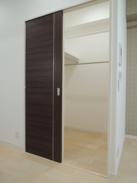 物件内観写真9　(収納)