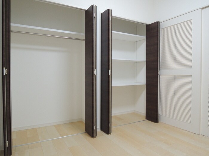 物件内観写真10　(収納)