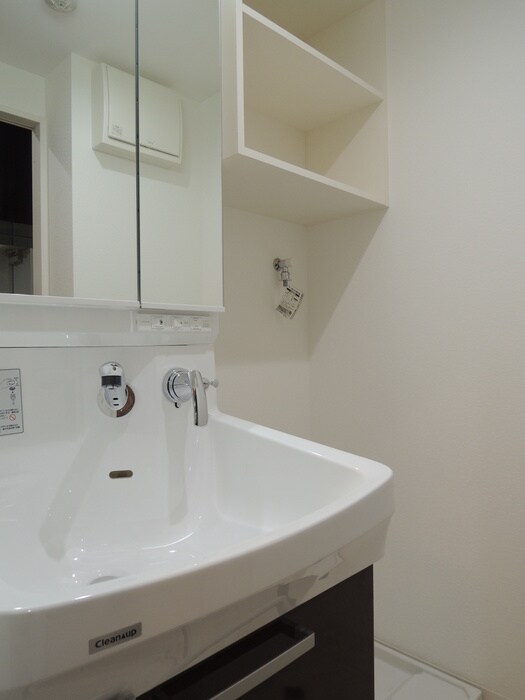 物件内観写真12　(洗面)