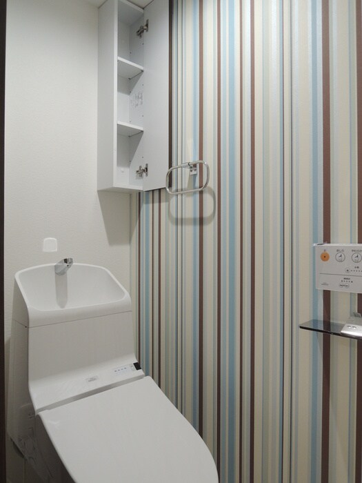 物件内観写真12　(トイレ)