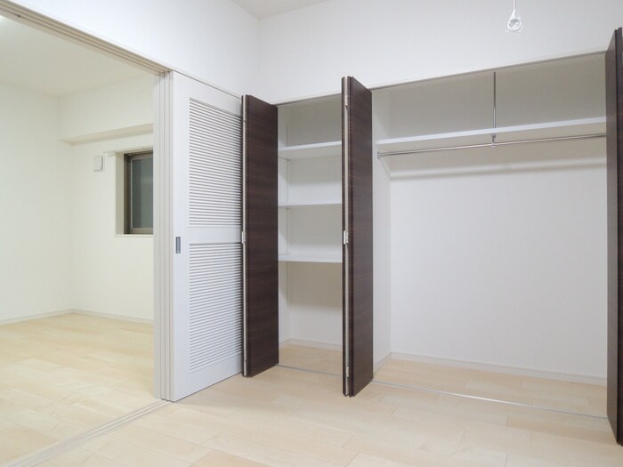 物件内観写真14　(居室)